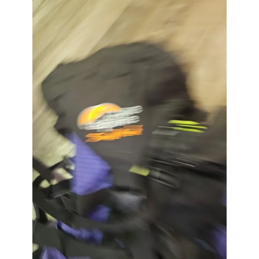 Vintage Lowe Alpine Systems Air Cooled Hiking‎ Backpack  Purple Black